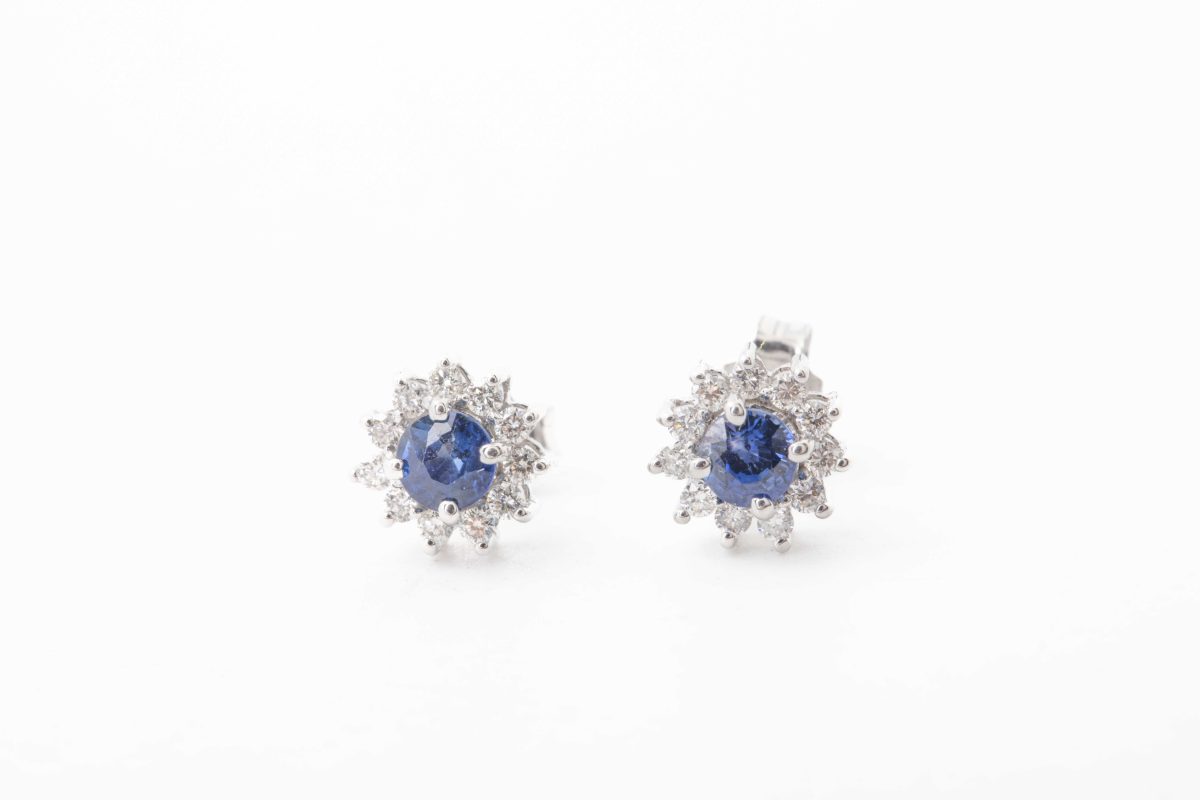 Aretes con zafiros y diamantes