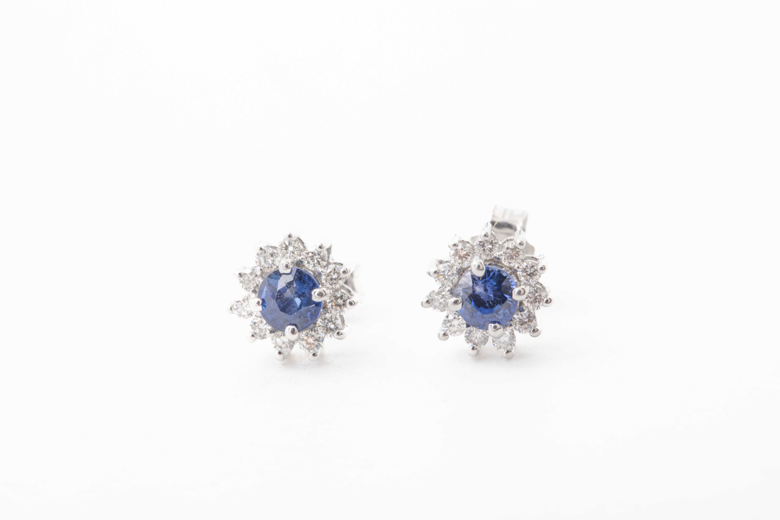 Aretes con zafiros y diamantes