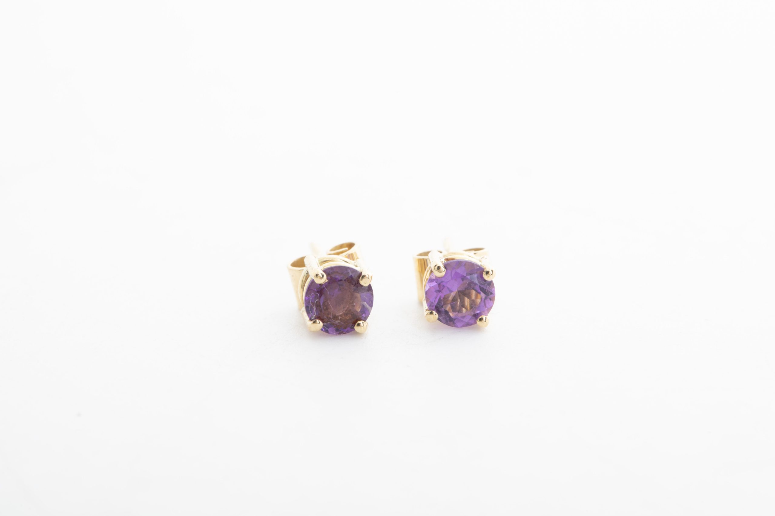 Aretes con amatistas