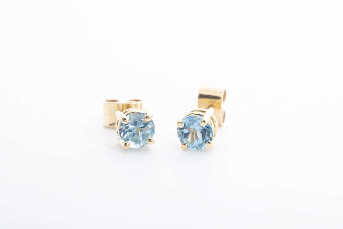 Aretes con topacios