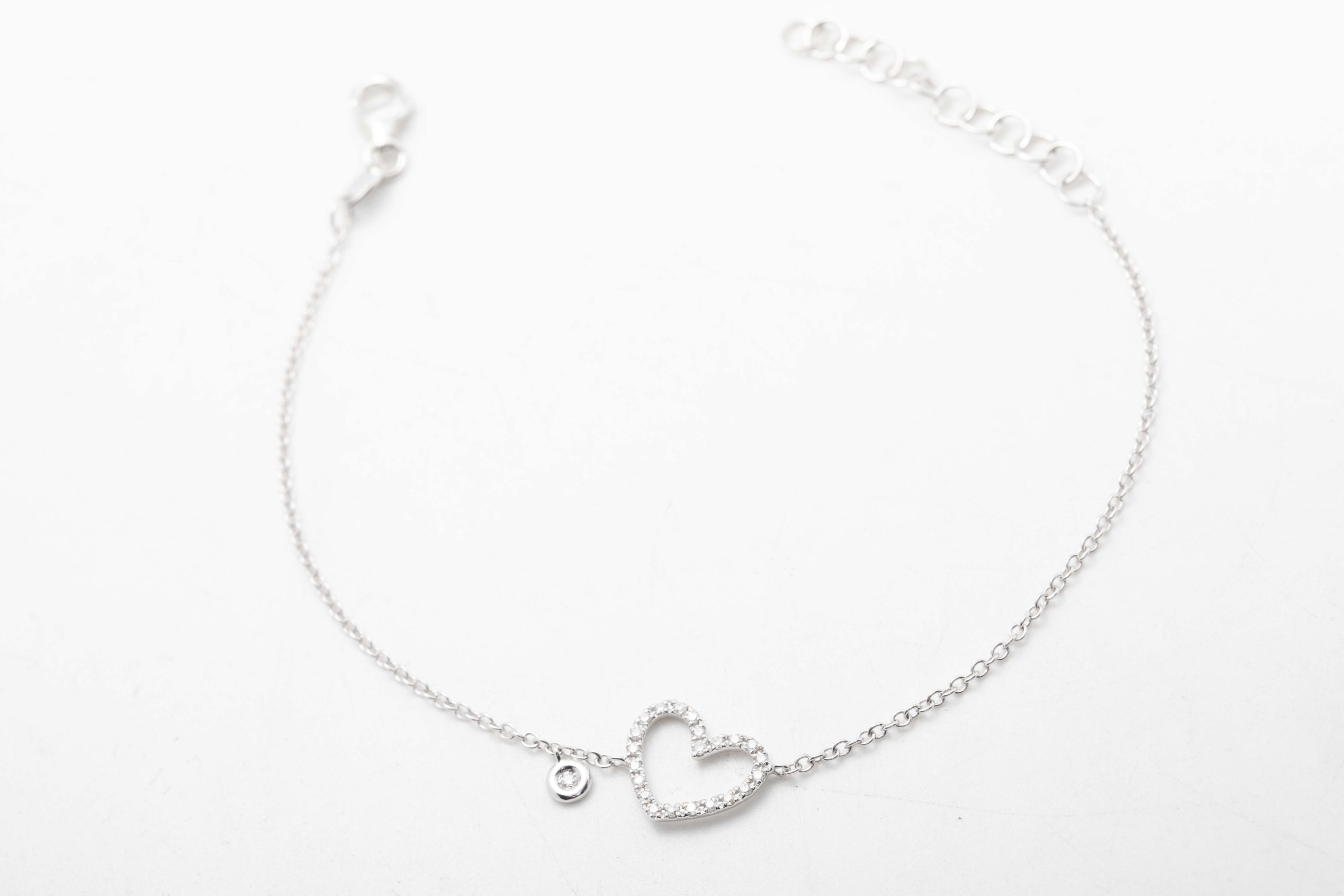 Pulsera corazón con diamantes