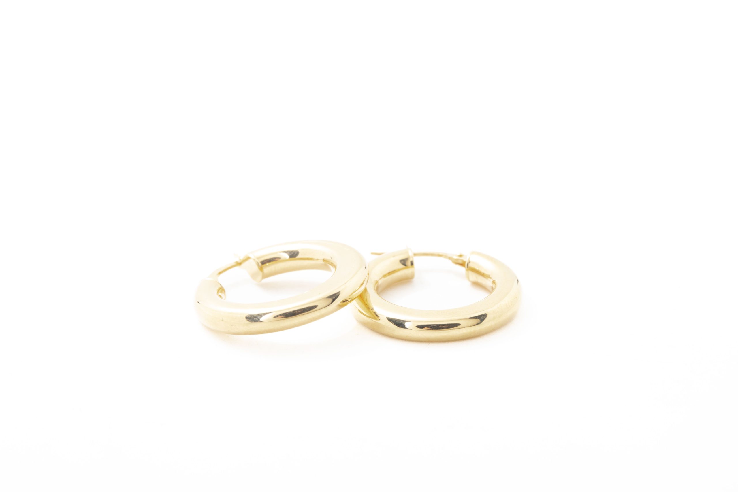 Argollas en oro amarillo