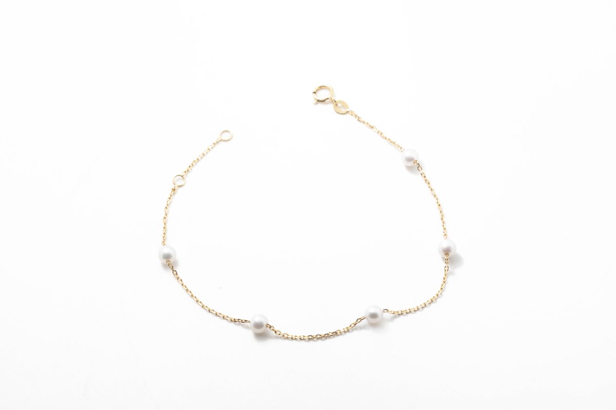Pulsera con perlas