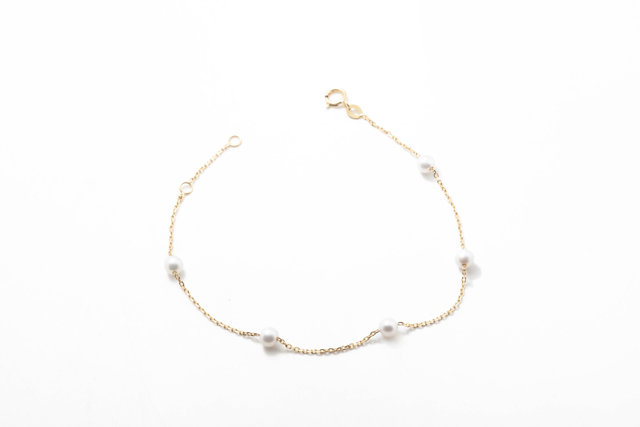 Pulsera con perlas