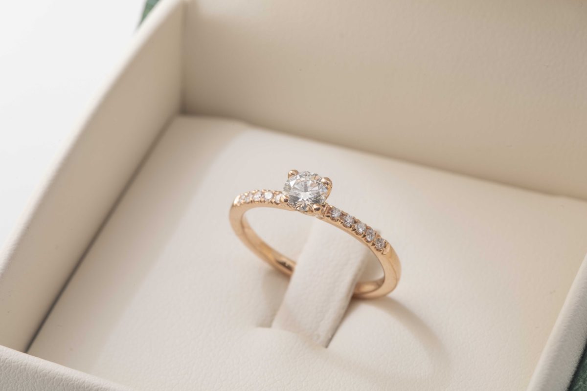 Anillo de compromiso Daniela con diamante 0.42Ct