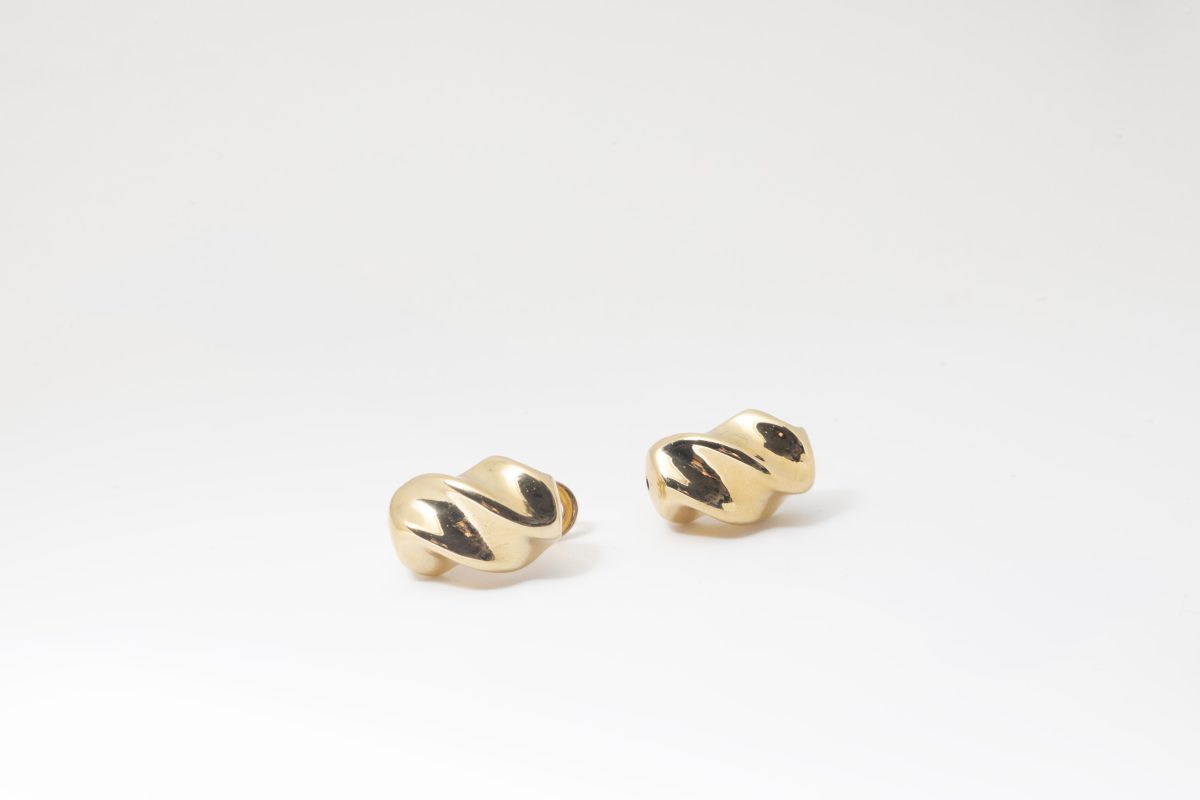 Aretes en oro amarillo