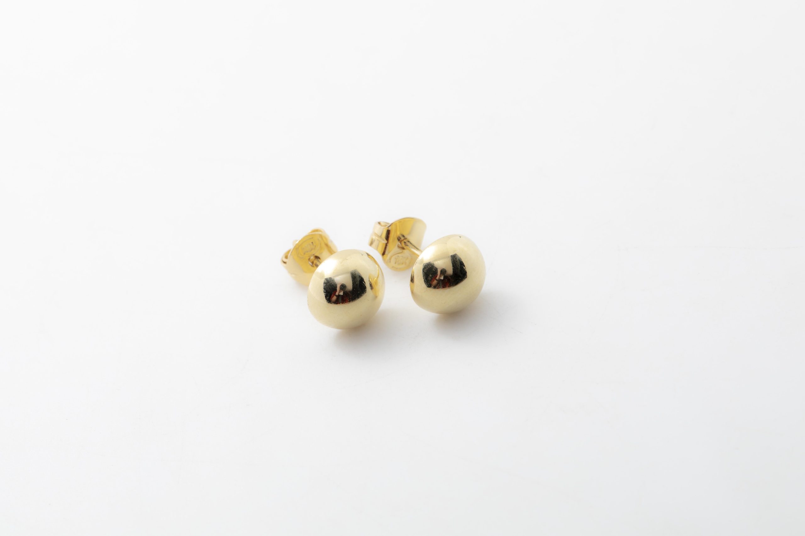 Aretes media bola