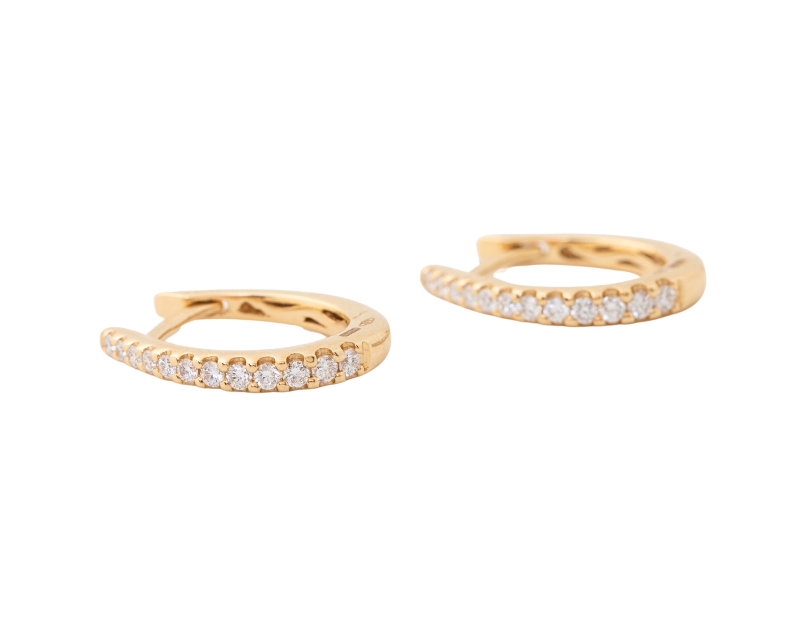 Argollas con diamantes