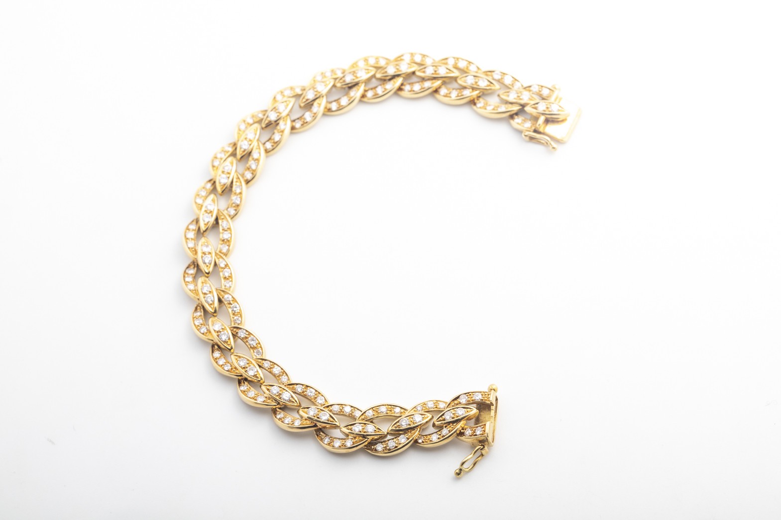 Pulsera con brillantes