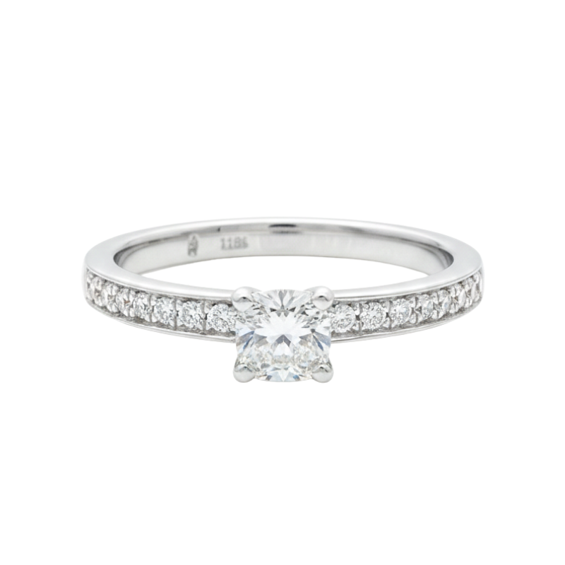 Anillo de compromiso con brillante de 0.30ct