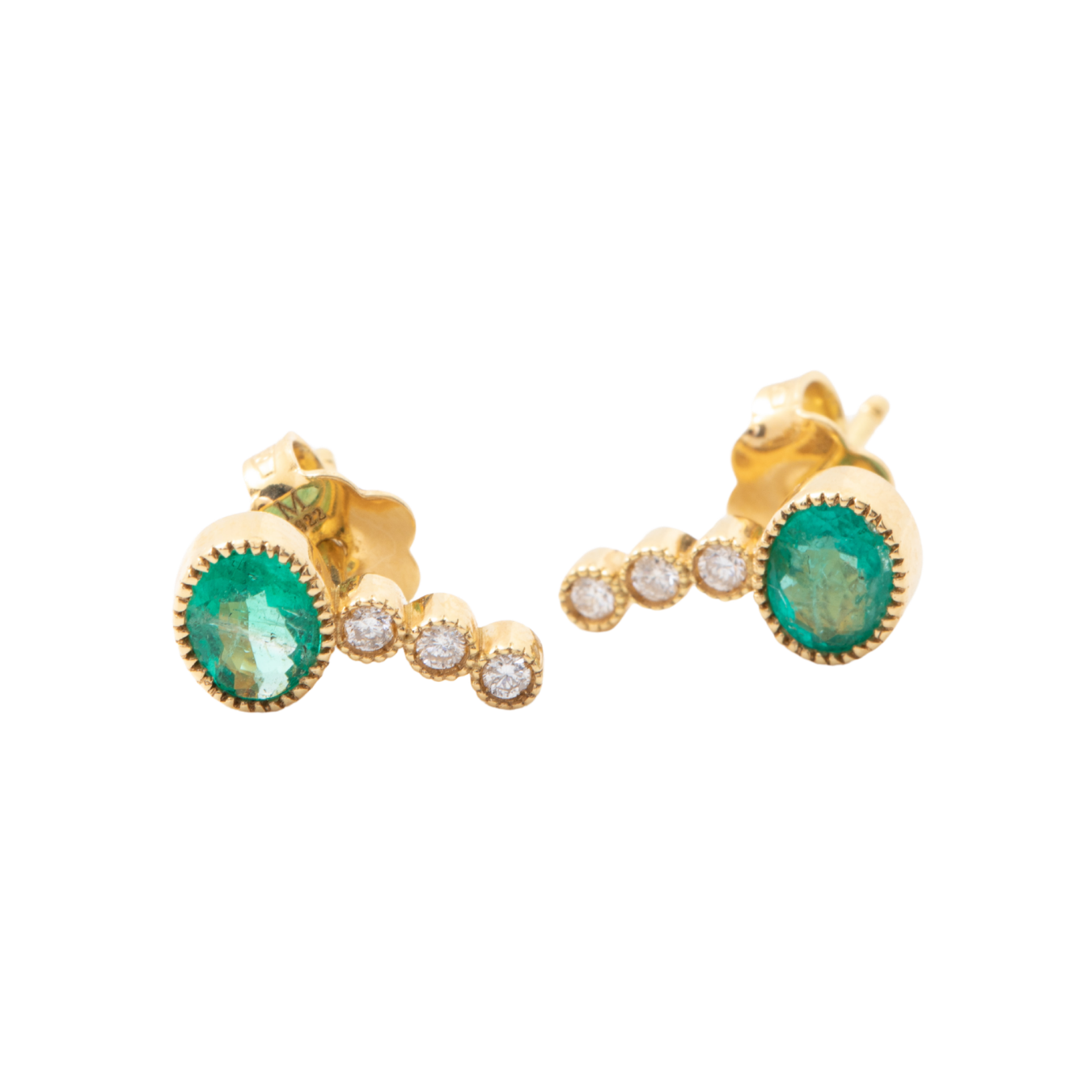 Aretes con esmeraldas y brillantes
