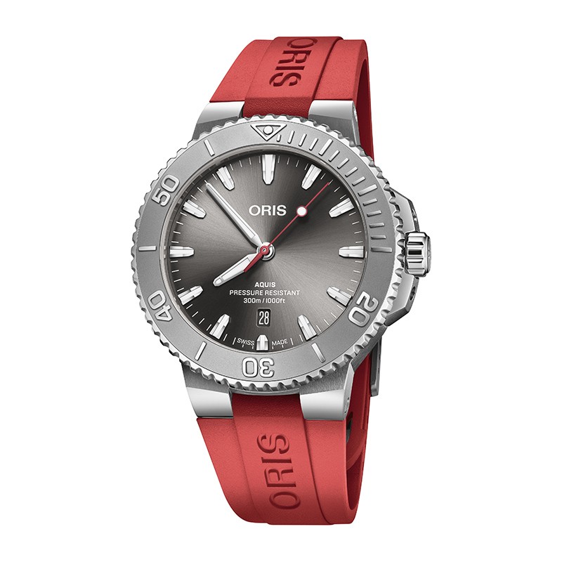 Aquis Date Relief 43,5mm