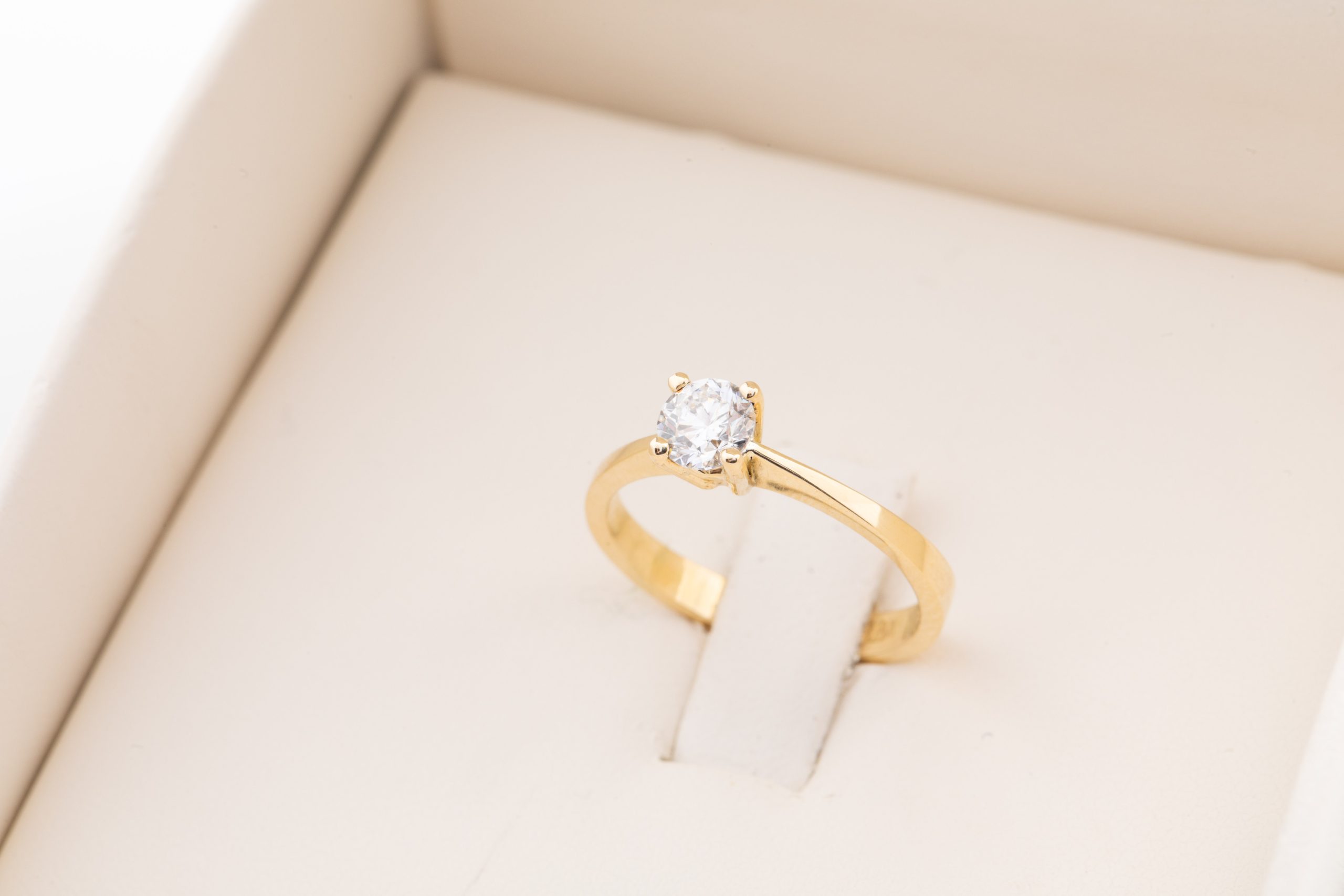 Anillo de compromiso 0.50 ct