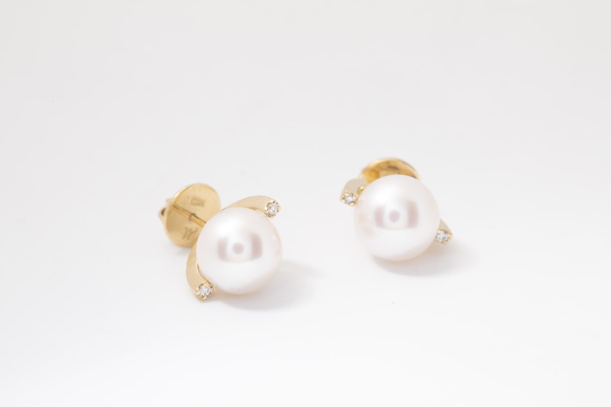 PAR DE ARETES PERLAS CON BRILLANTES