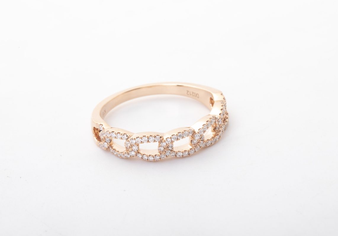 Sortija con diamantes