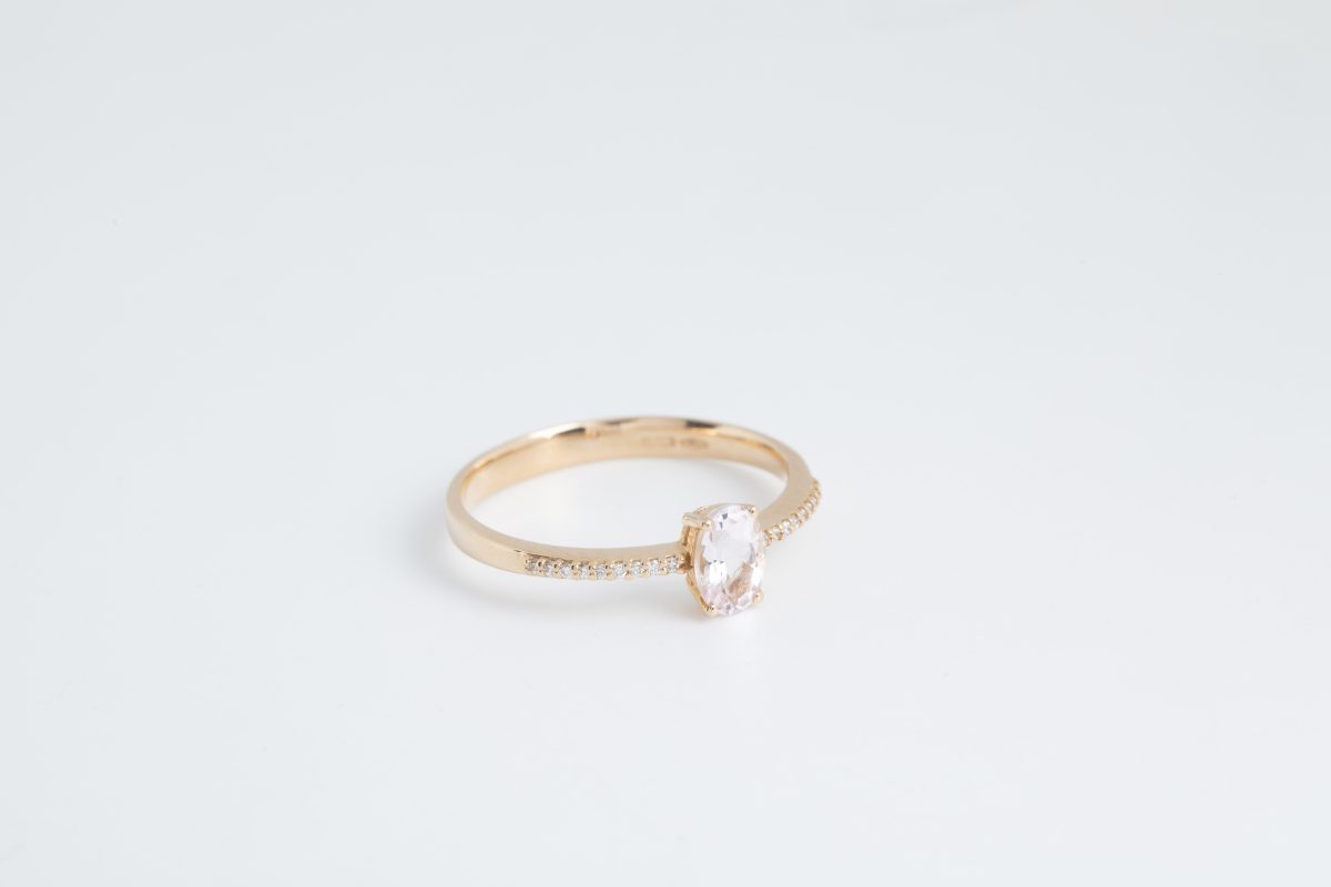 Anillo Moraglione con morganita y brillantes