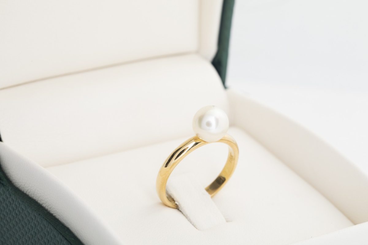 Anillo de Perla en oro amarillo