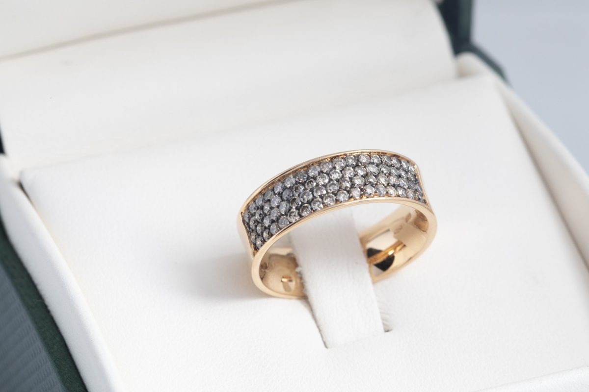 Anillo Moraglione con brillantes
