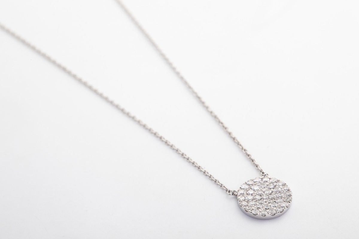 Collar circulo con brillantes