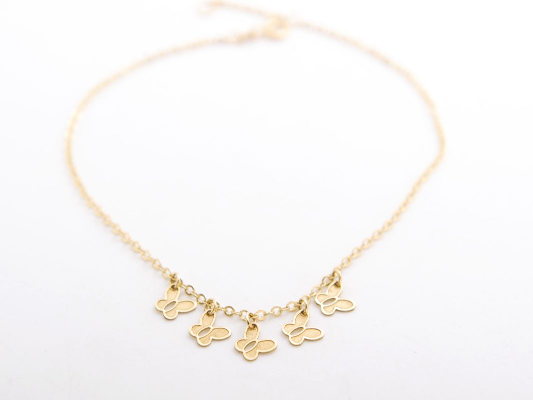 Tobillera con mariposas