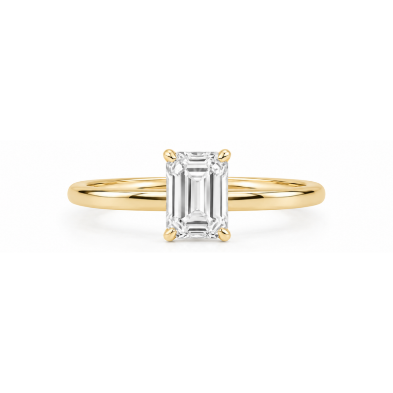 Anillo de compromiso con diamante corte Esmeralda 0.61ct